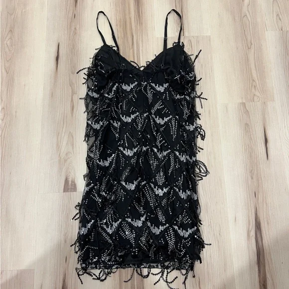 NWOT Lulu’s Signature Black Sequin Fringe Bodycon Mini Dress Size Medium - Picture 4 of 6